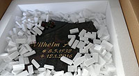 MEMORUM Grabmale verpacken